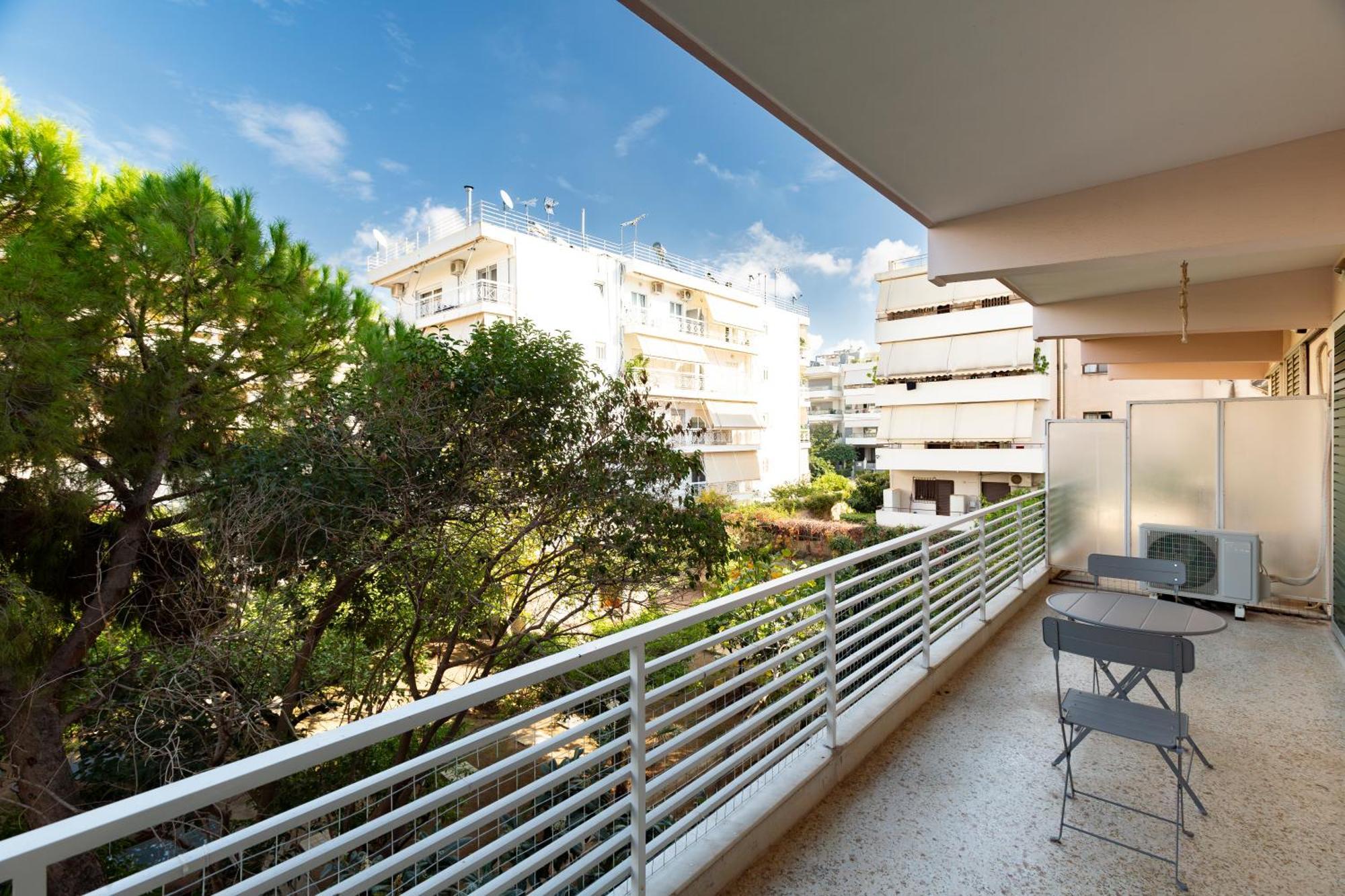 The Glyfada Hideaway Apartment Athens Exterior photo